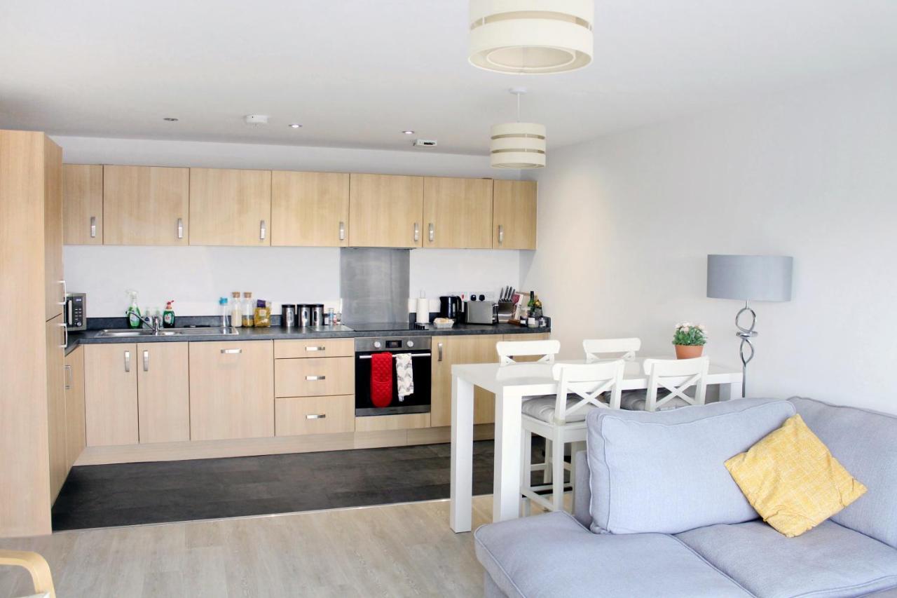 Manchester Escape - Private Room & Bathroom Near Etihad And Coop Arena - Free Secure Parking Exterior foto